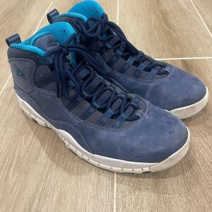 Nike Air Jordan 10 Retro 'Los Angeles' sneaker size 11